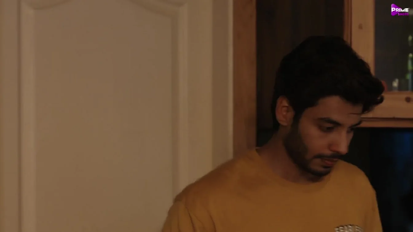 Online Bhabhi S01 E01 PrimeShots